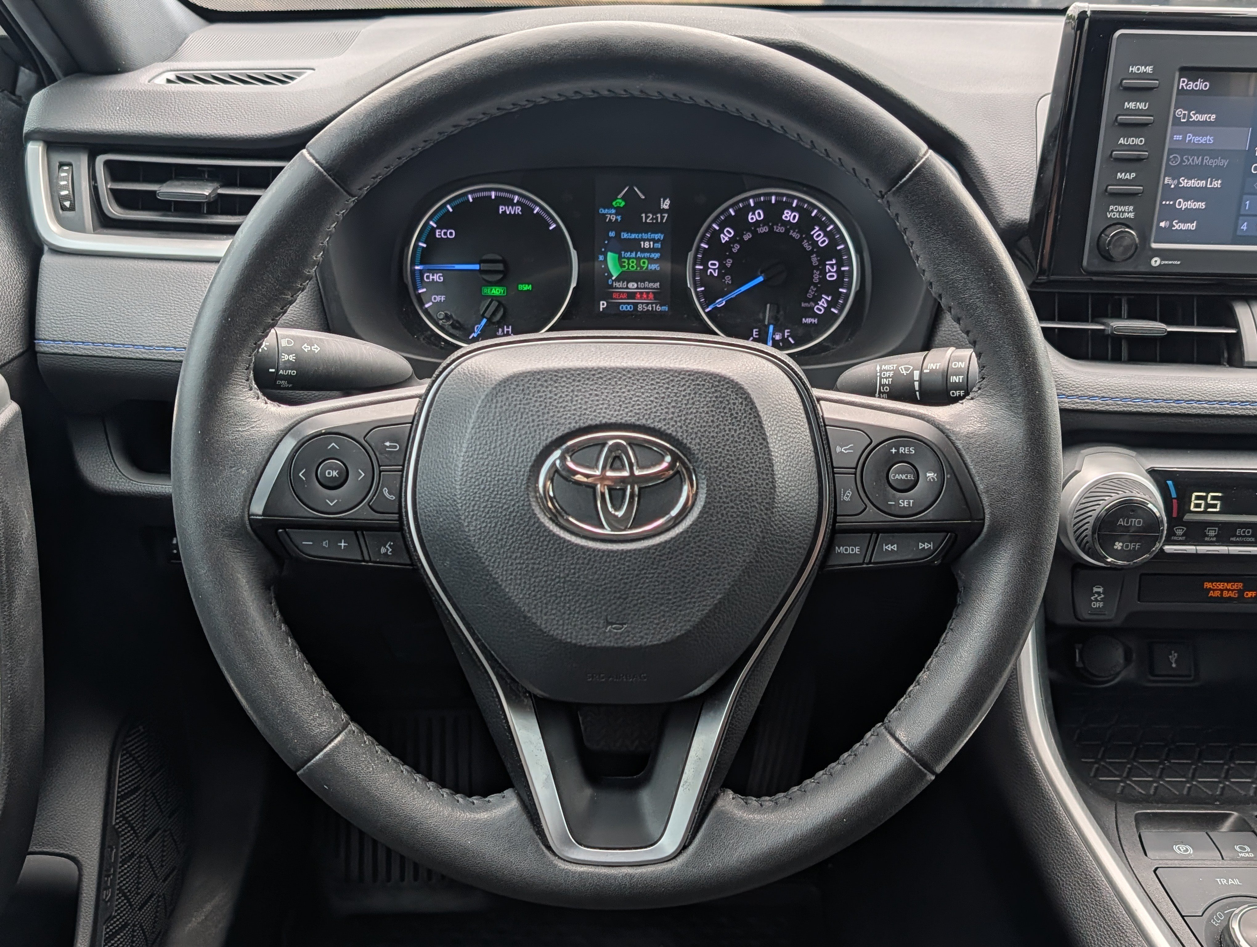 Used 2022 Toyota RAV4 SE AWD/4WD image 19