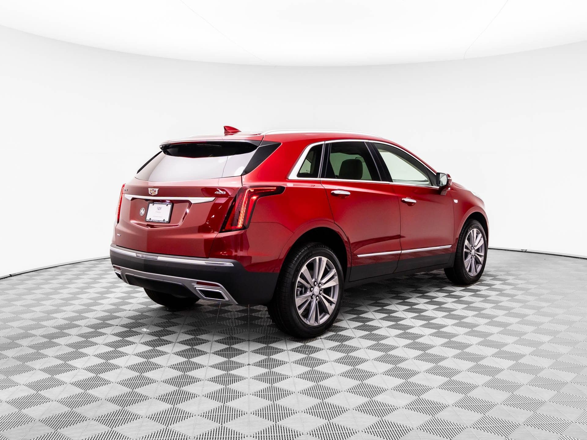 New 2026 Cadillac XT5 Premium Luxury w/ Driver Assist Package AWD/4WD image 5