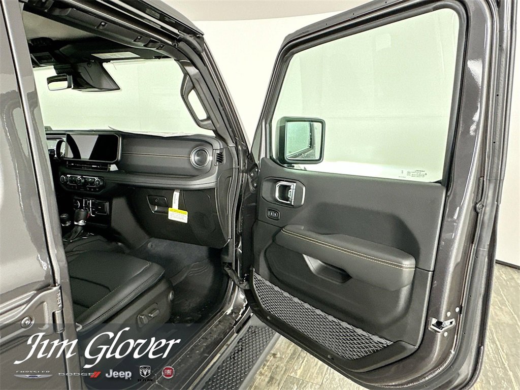 New 2025 Jeep Wrangler Sahara image 18