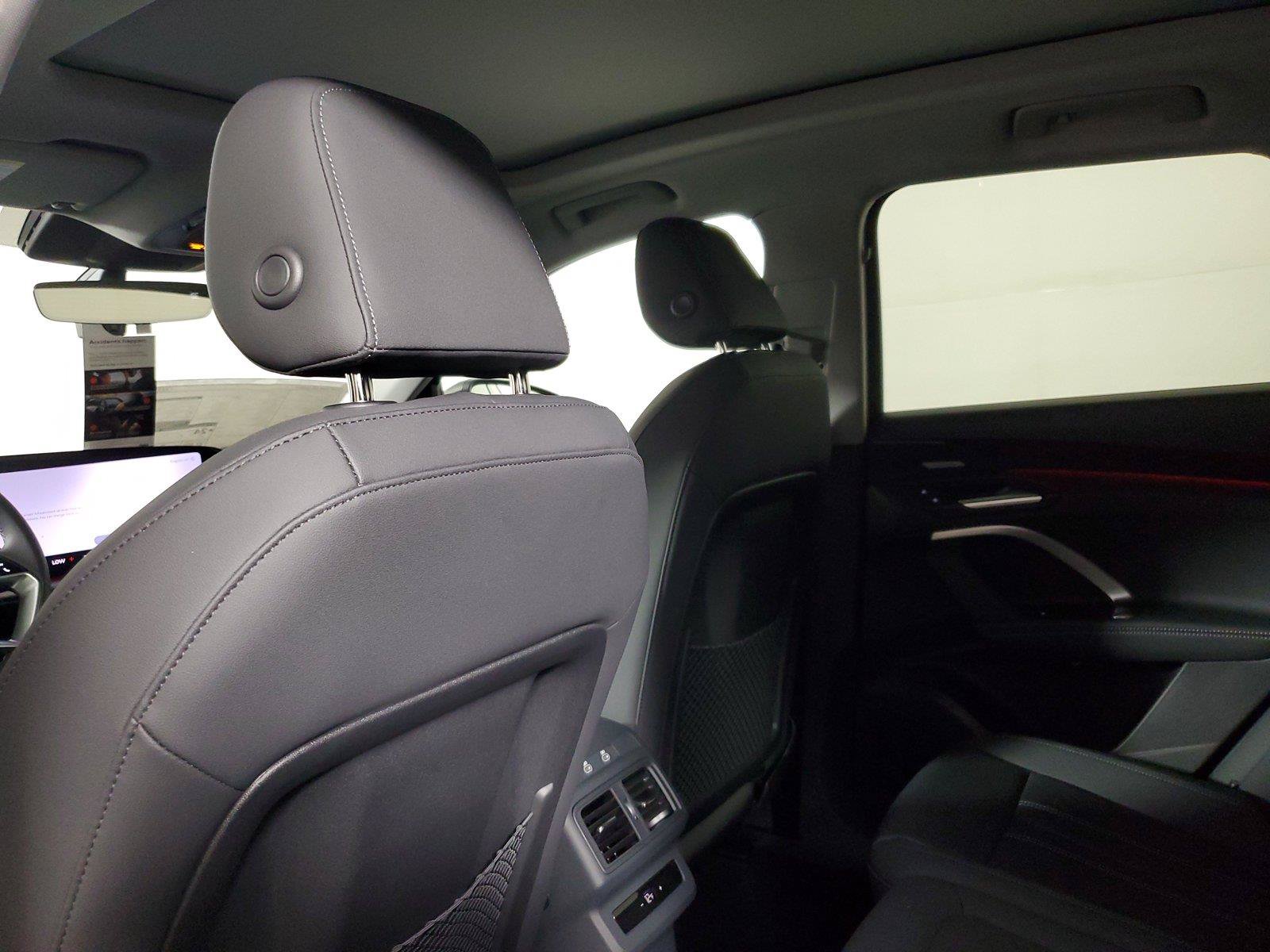 New 2026 Audi Q5 Premium Plus AWD/4WD image 14