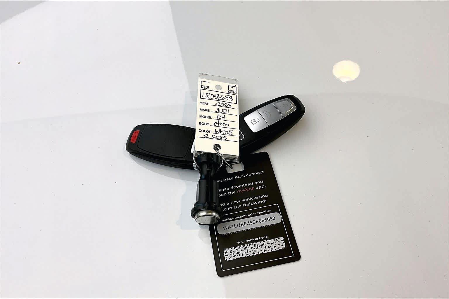 Certified 2025 Audi Q4 e-tron Premium Plus w/ Premium Plus AWD/4WD image 14