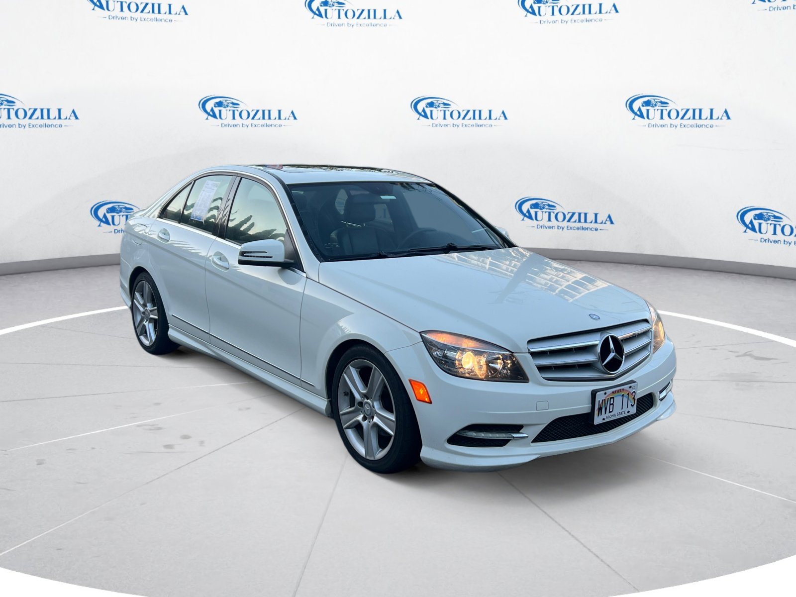 Used 2011 Mercedes-Benz C 300 4MATIC Sedan image 7