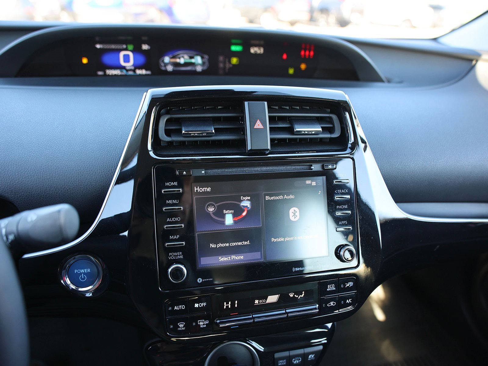 Used 2022 Toyota Prius Prime LE image 24