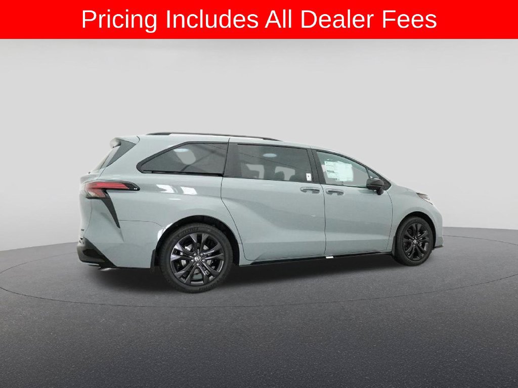 New 2026 Toyota Sienna XSE FWD image 26
