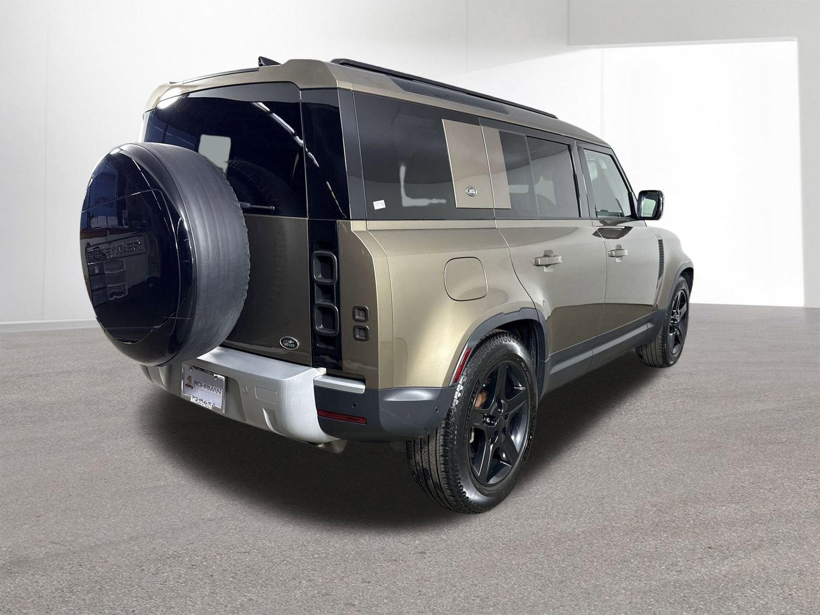 Used 2021 Land Rover Defender 110 SE image 34