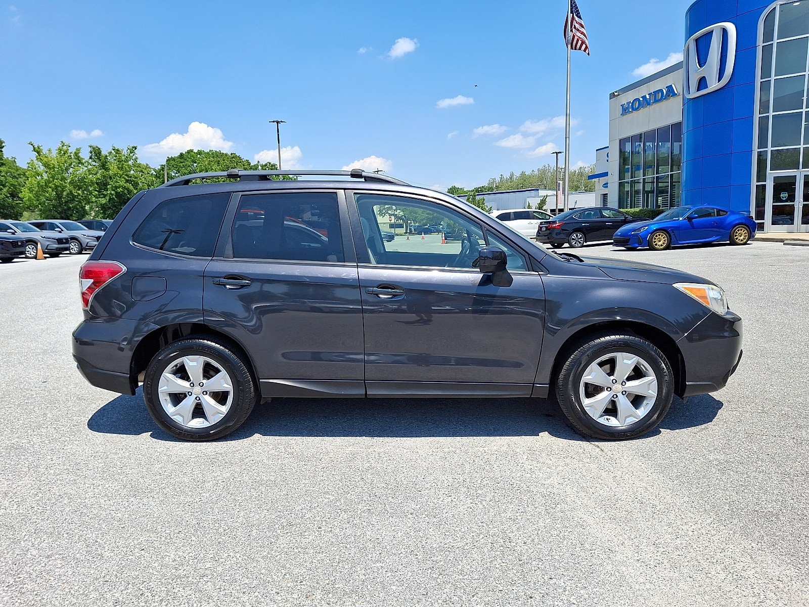 Used 2014 Subaru Forester 2.5i Premium w/ Popular Package #1 AWD/4WD image 7