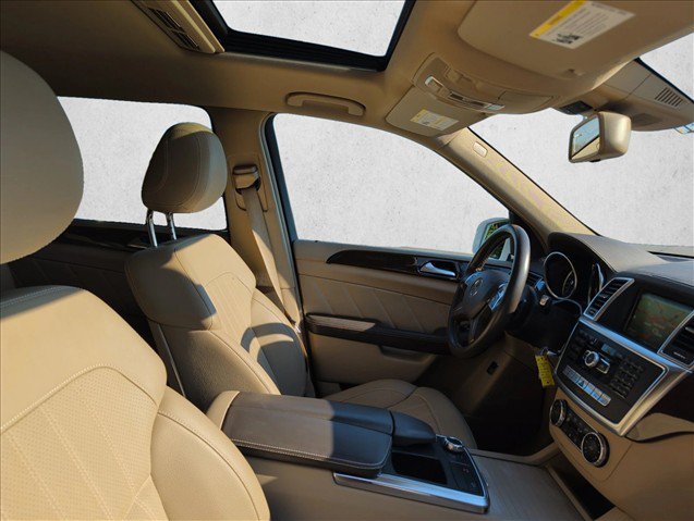 Used 2015 Mercedes-Benz GL 320 BlueTEC 4MATIC image 26