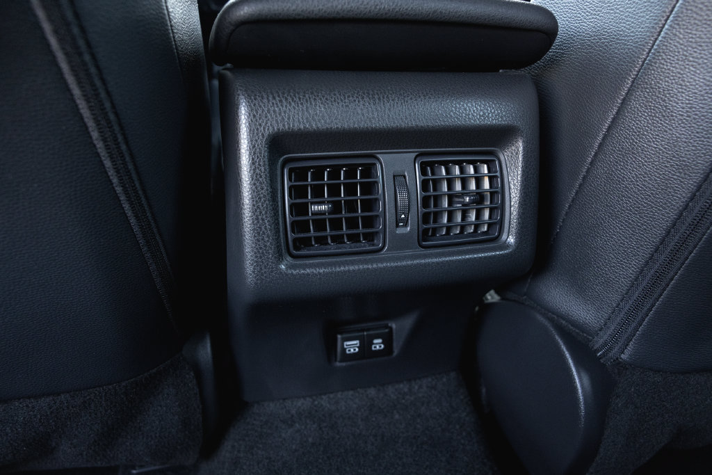 Certified 2025 Toyota Camry SE w/ Convenience Package FWD image 27