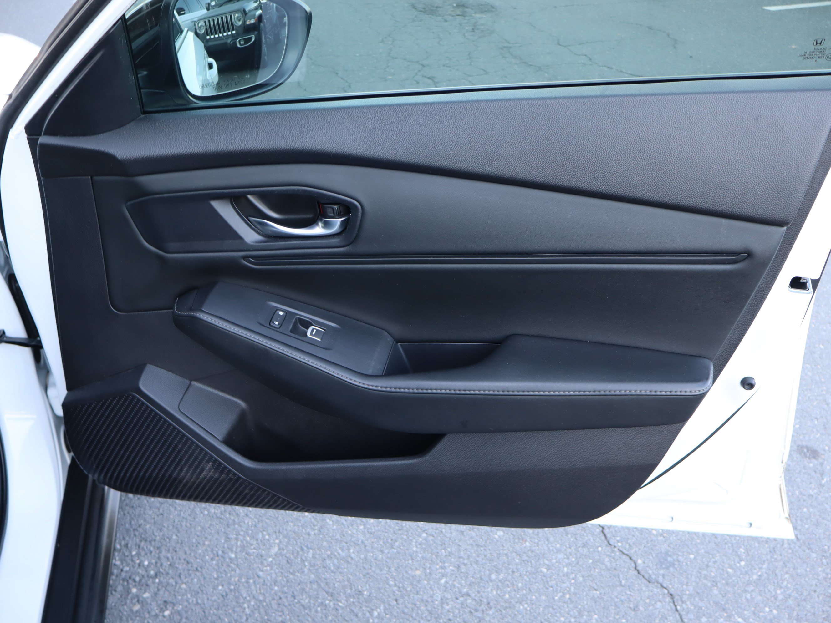 Used 2023 Honda Accord Sport image 35
