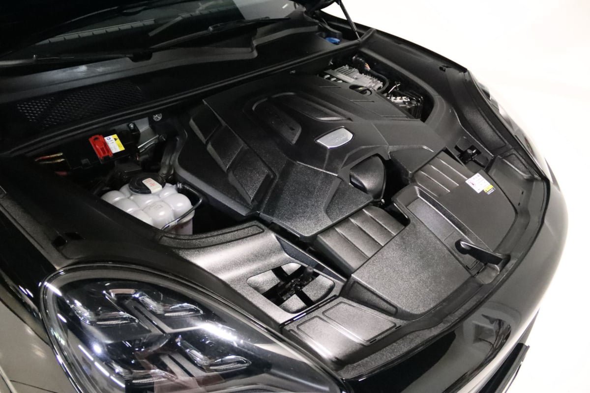 Used 2022 Porsche Cayenne Platinum Edition AWD/4WD image 87