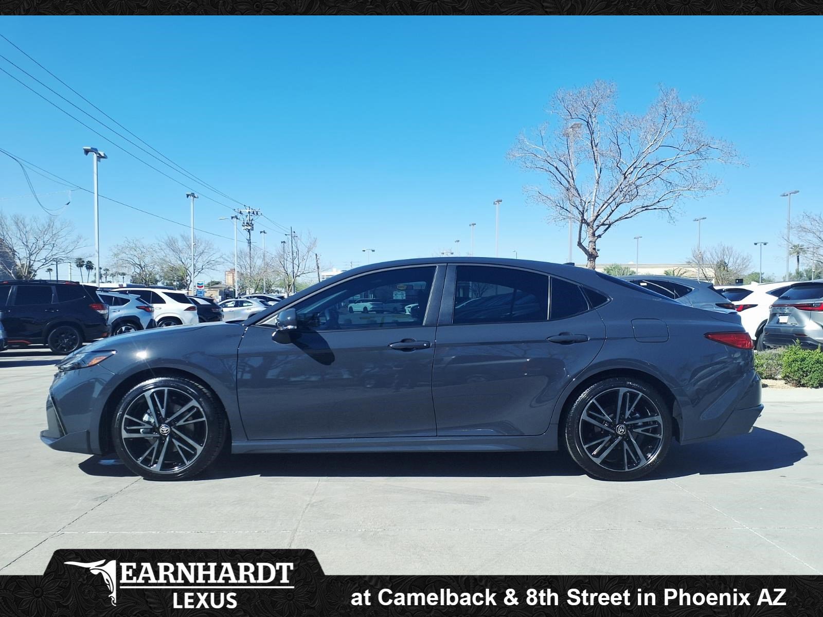 Used 2025 Toyota Camry XSE image 3