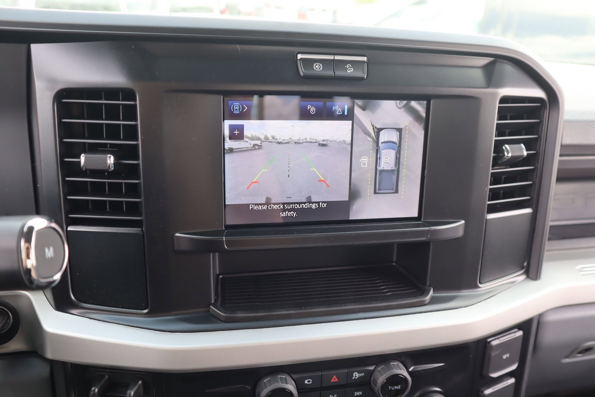 New 2026 Ford F450 XL w/ 360-Degree Camera Package AWD/4WD image 6