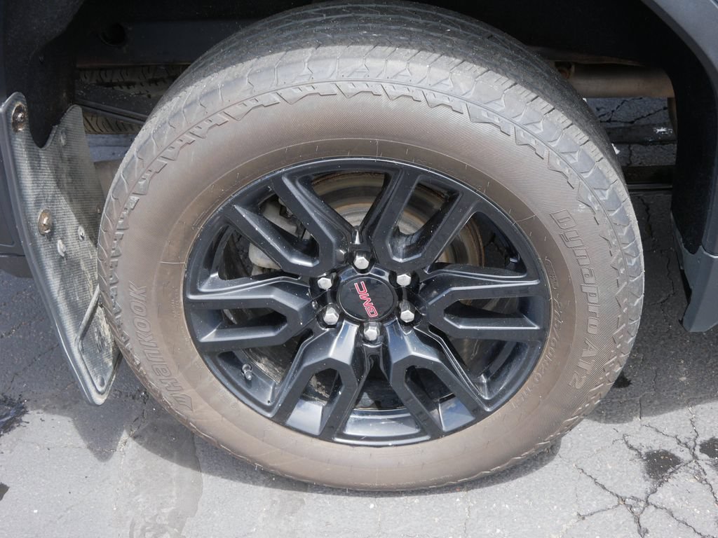 Used 2021 GMC Sierra 1500 Elevation w/ LPO, Elevation Black Package AWD/4WD image 12
