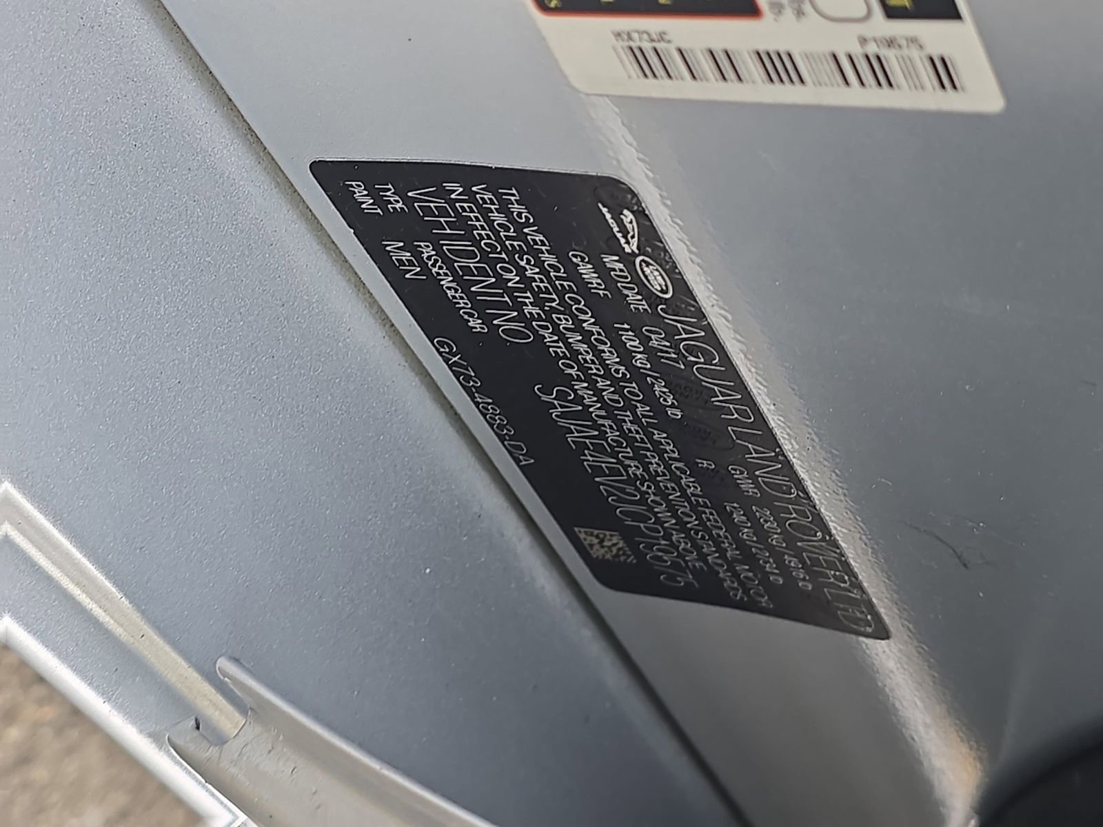 Used 2018 Jaguar XE Prestige image 40