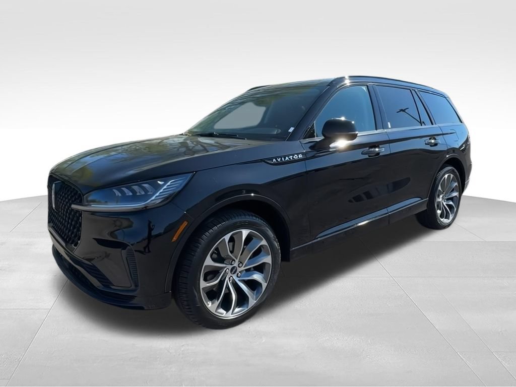 New 2026 Lincoln Aviator AWD w/ Jet Appearance Package video 4