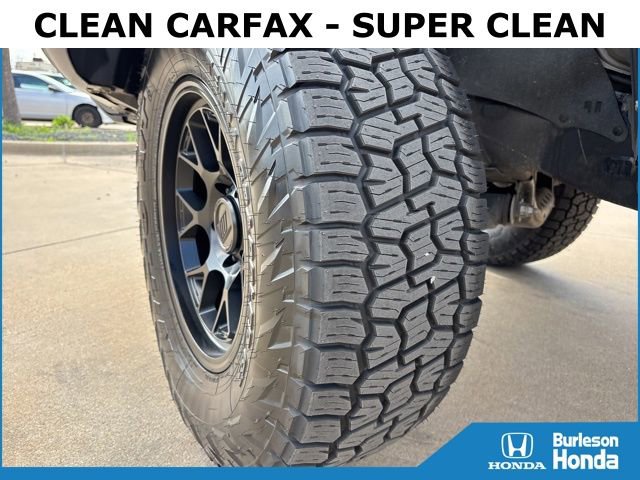 Used 2022 Toyota Tacoma SR w/ SR Convenience Package image 17