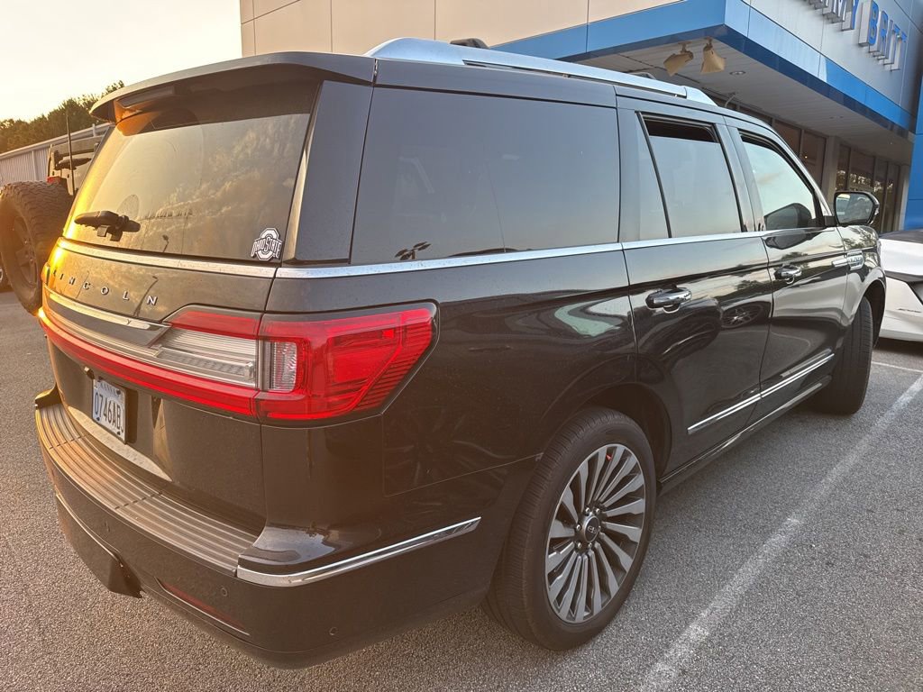 Used 2019 Lincoln Navigator Reserve w/ Cargo Package AWD/4WD image 4