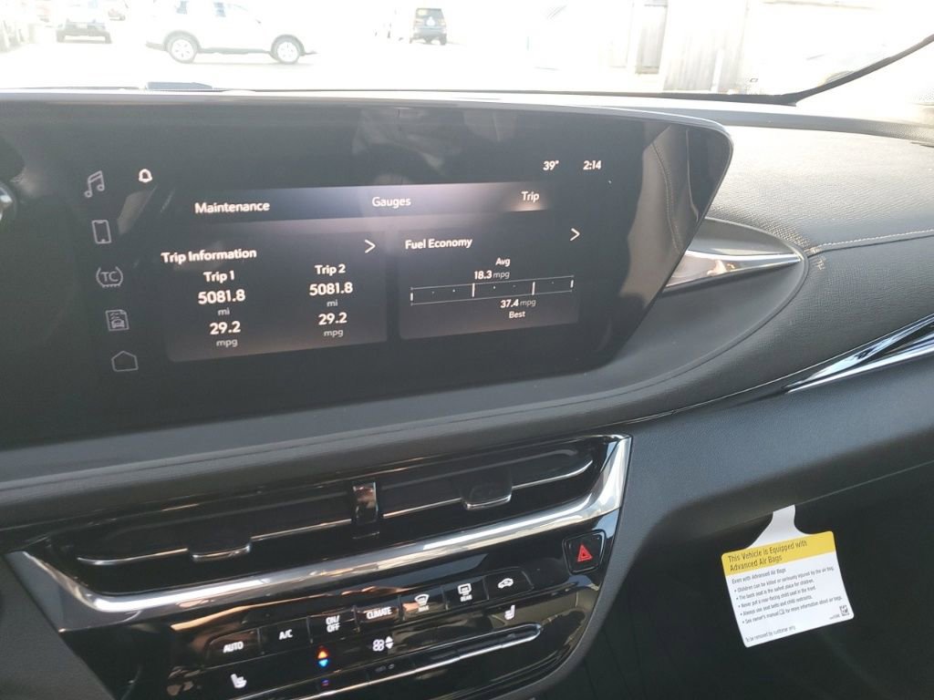 Used 2025 Buick Envista Avenir image 19