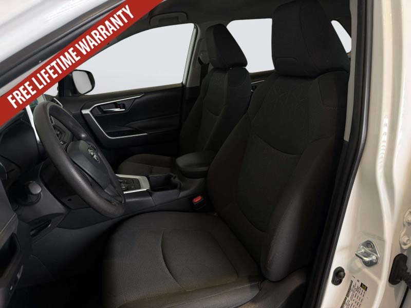 Used 2024 Toyota RAV4 XLE AWD/4WD image 29