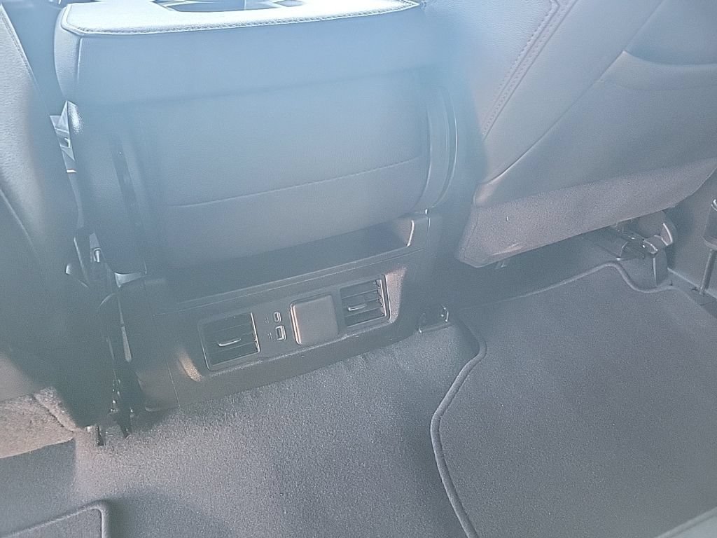 Used 2025 GMC Sierra 1500 SLT RWD image 36