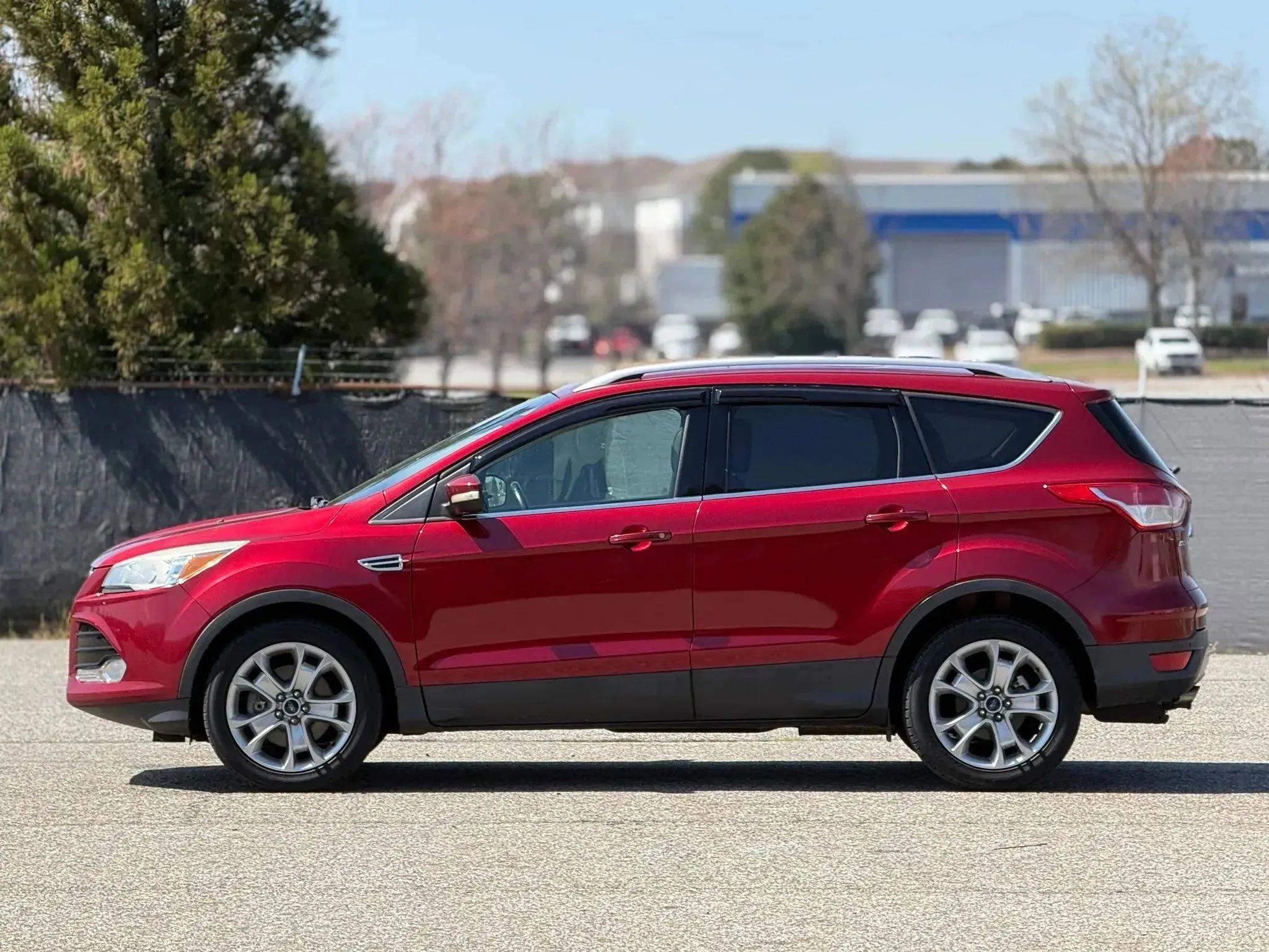 Used 2015 Ford Escape Titanium image 8