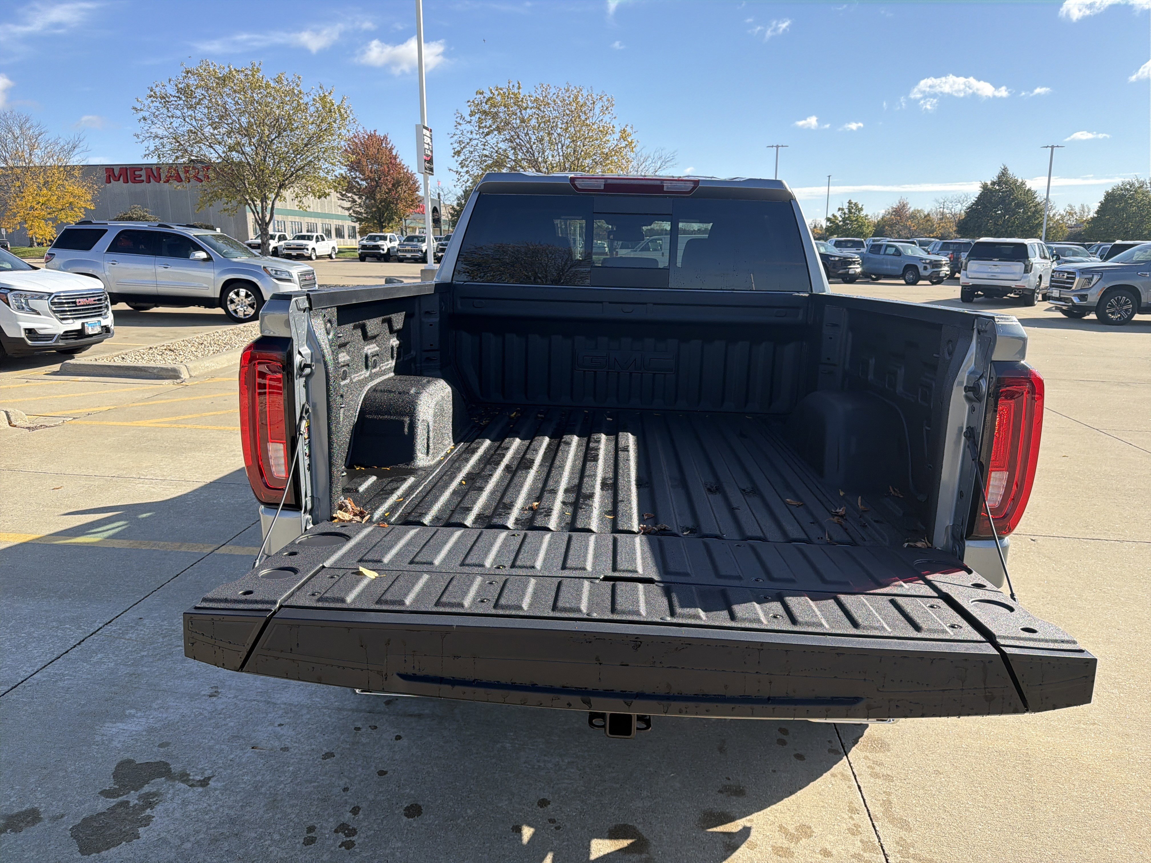 New 2026 GMC Sierra 1500 AT4 w/ AT4 Premium Package image 7