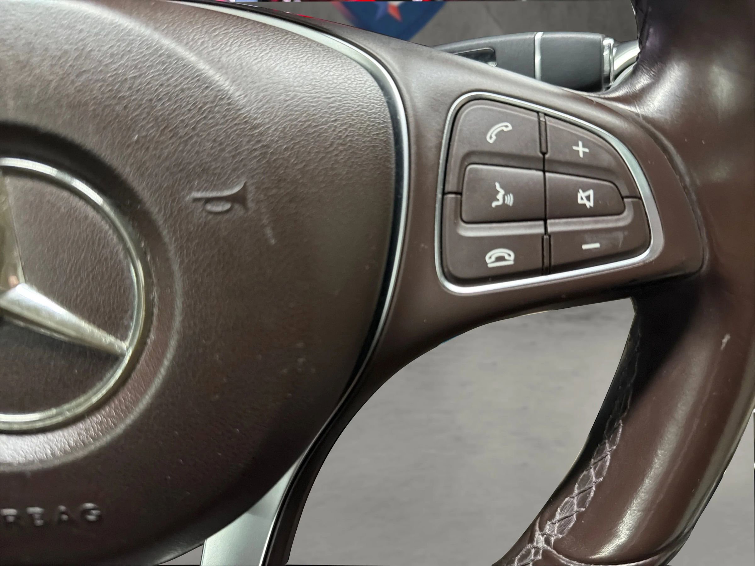 Used 2015 Mercedes-Benz C 300 4MATIC Sedan w/ Multimedia Package image 26
