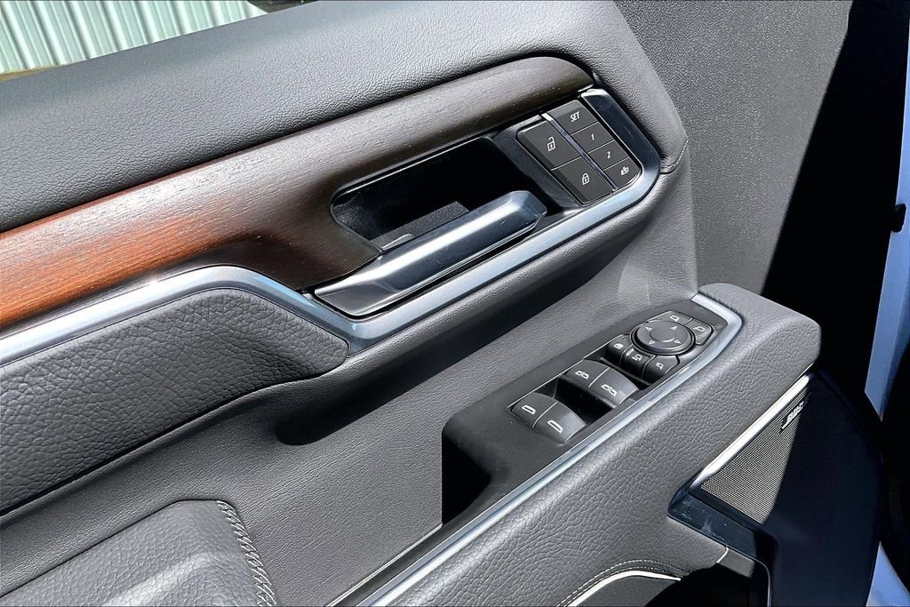 New 2026 GMC Sierra 2500 Denali w/ Denali Reserve Package image 19