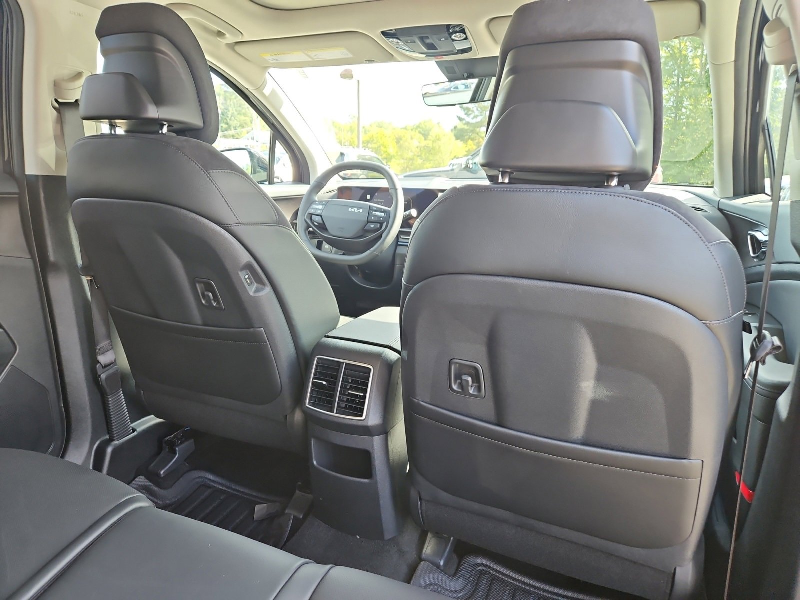New 2026 Kia Sportage SX image 18