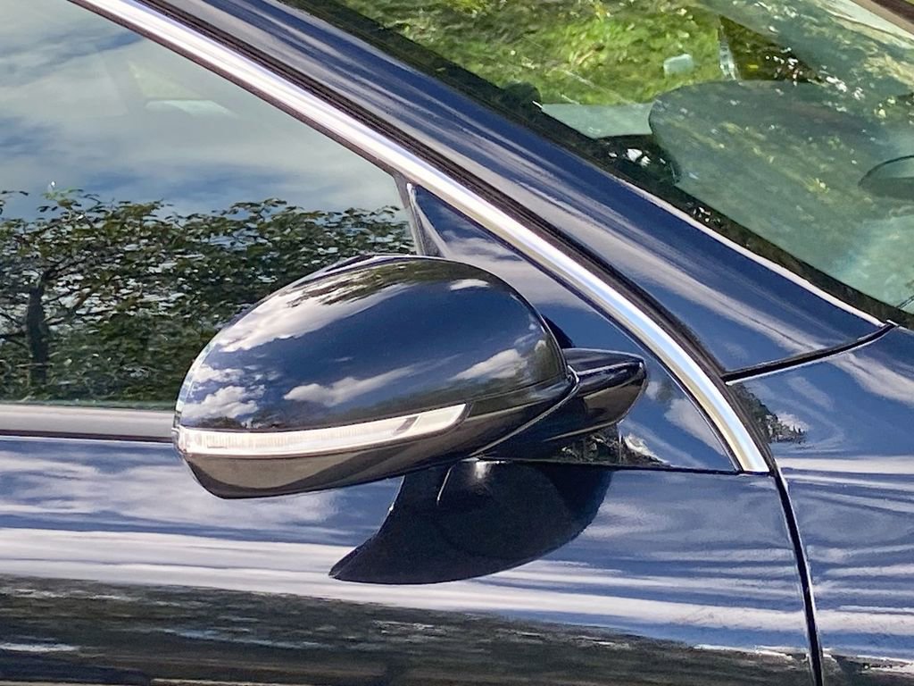 Used 2021 Kia Niro EX Premium w/ Cold Weather Package image 19