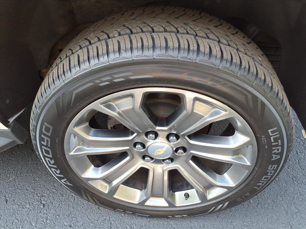 Used 2019 Chevrolet Tahoe LT image 5