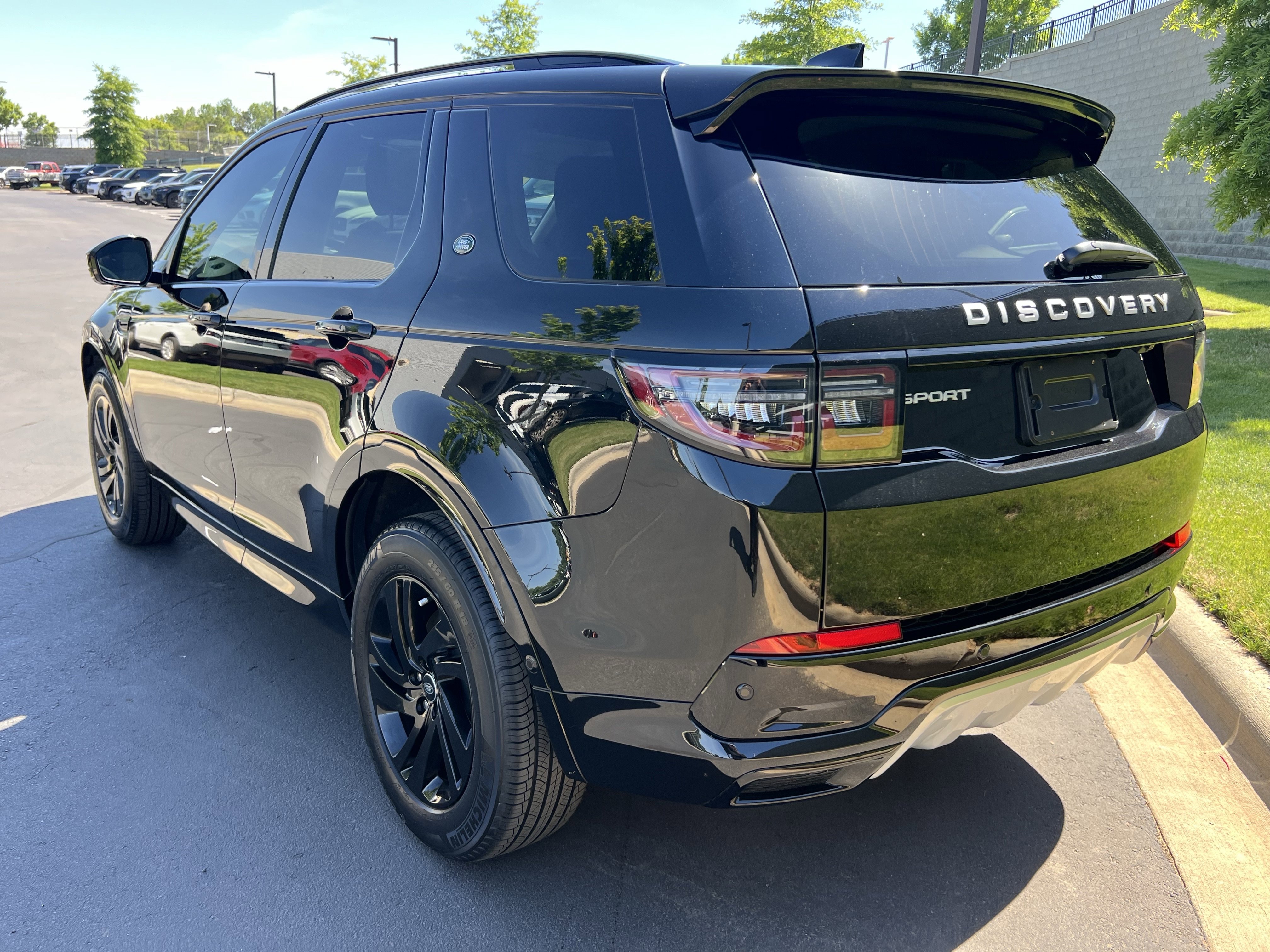 Certified 2025 Land Rover Discovery Sport S AWD/4WD image 5