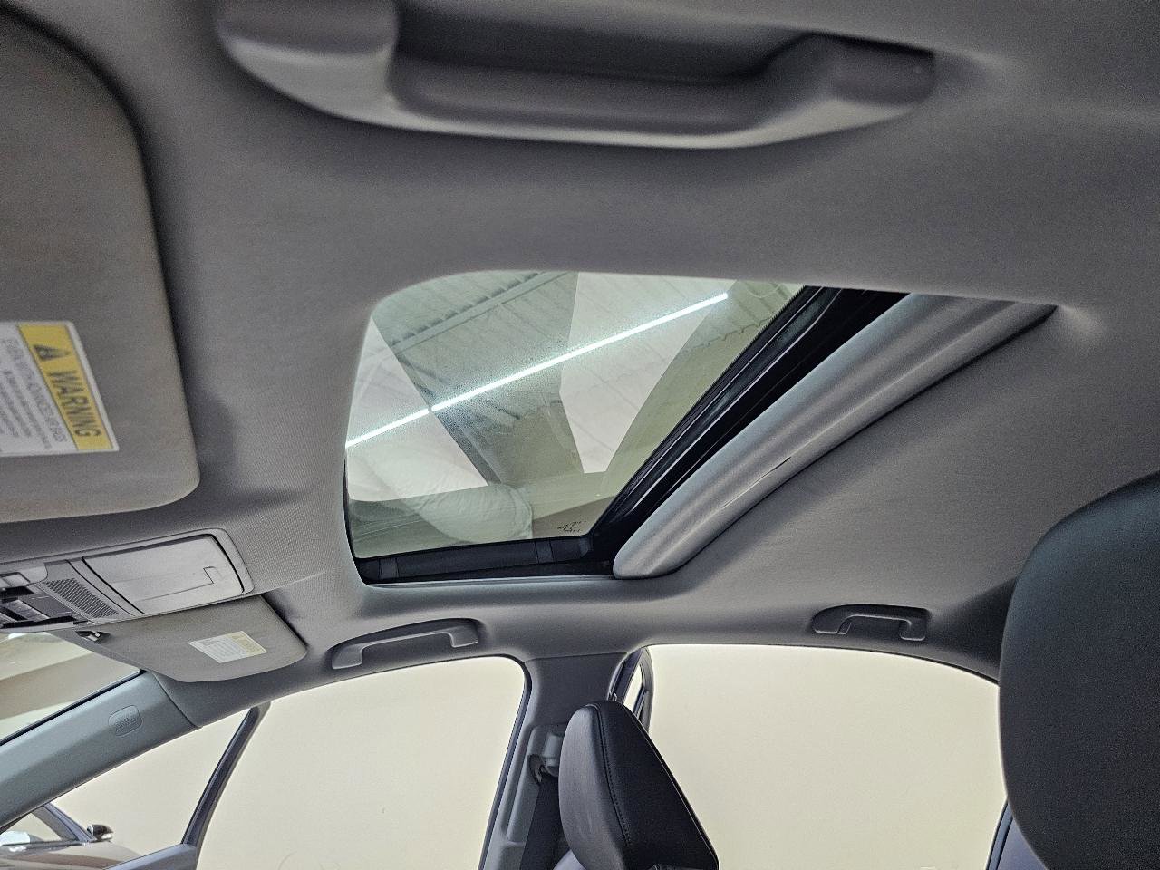 Used 2018 Acura TLX w/ Technology Package FWD image 36