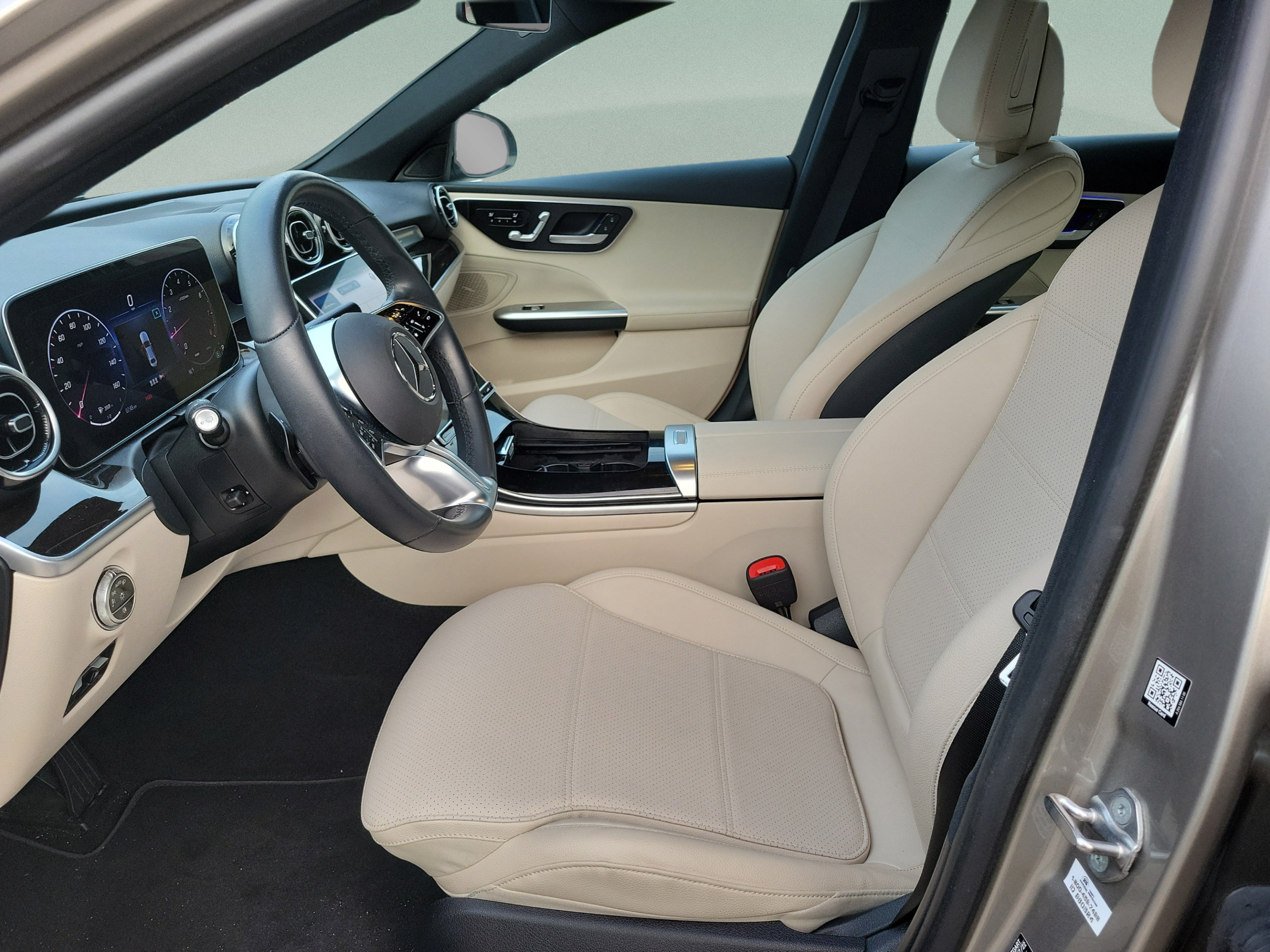 Used 2023 Mercedes-Benz C 300 Sedan image 15