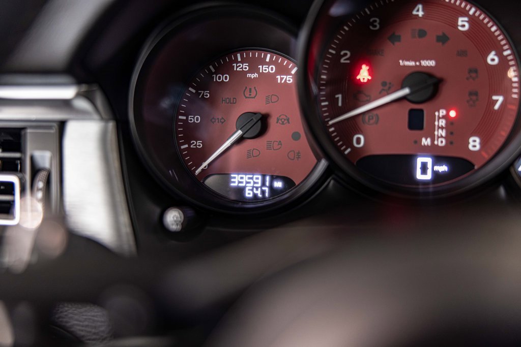 Used 2023 Porsche Macan S image 24