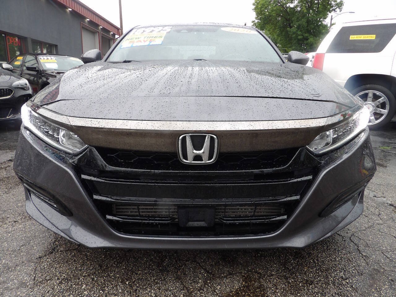 Used 2020 Honda Accord Sport image 2