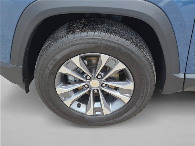 Used 2025 Chevrolet Equinox LT w/ Safety and Technology Package FWD image 24