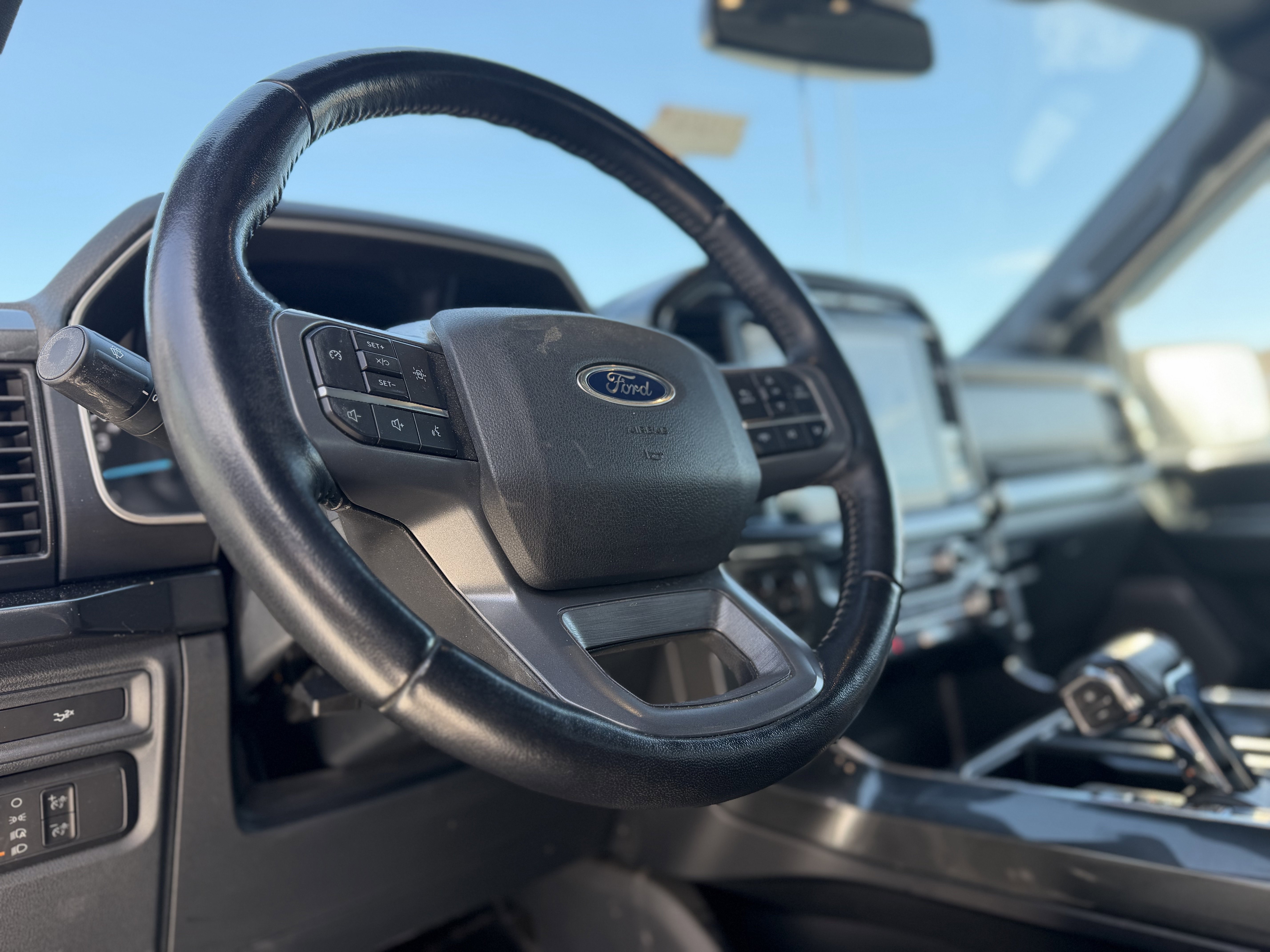 Used 2022 Ford F150 XLT w/ Equipment Group 302A High image 18