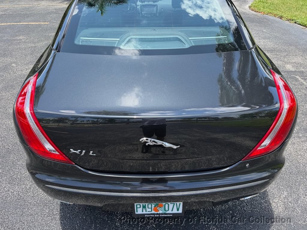 Used 2011 Jaguar XJ L RWD image 16