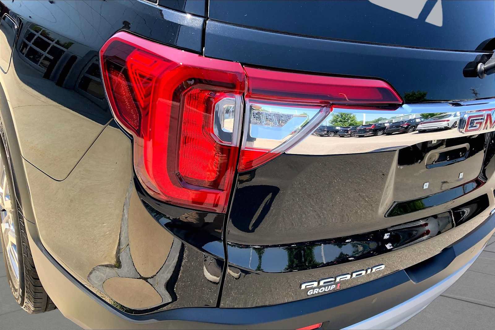 Used 2020 GMC Acadia SLT AWD/4WD image 27