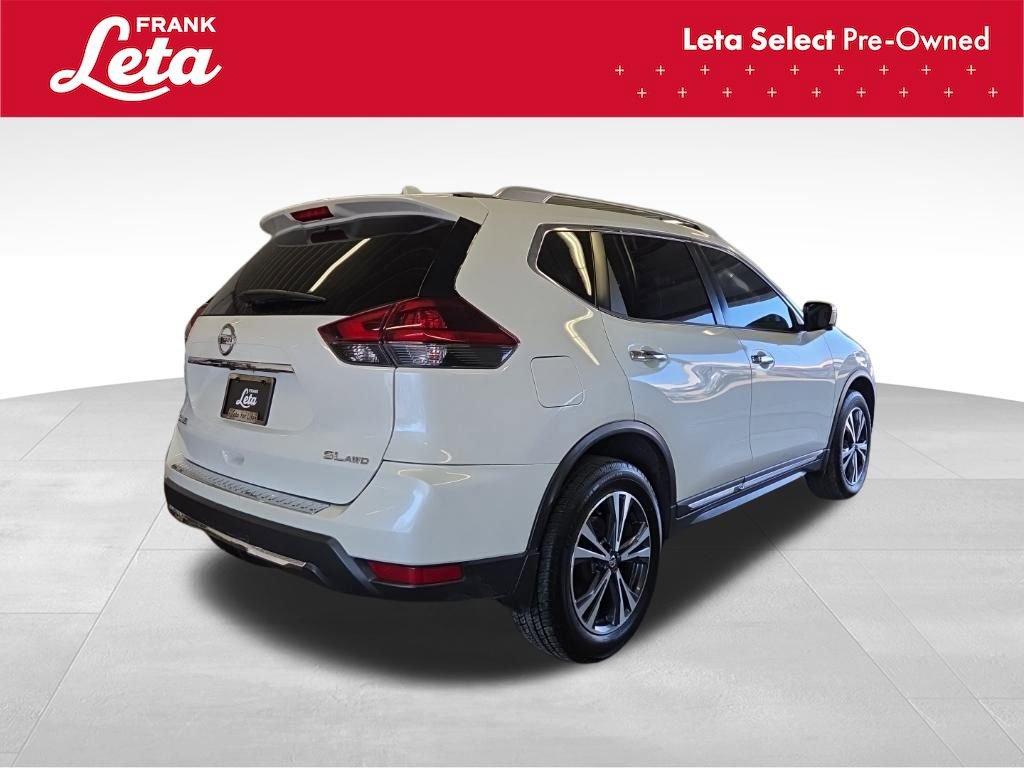 Used 2018 Nissan Rogue SL w/ Premium Package image 6