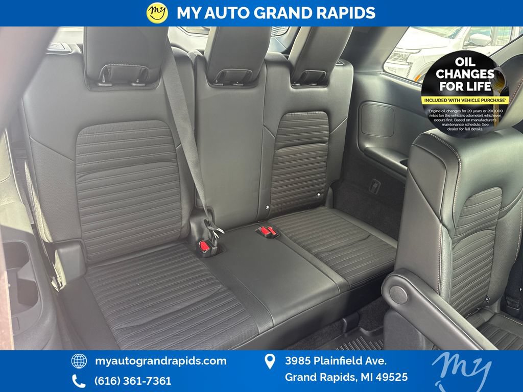 Used 2024 Nissan Pathfinder Rock Creek AWD/4WD image 31