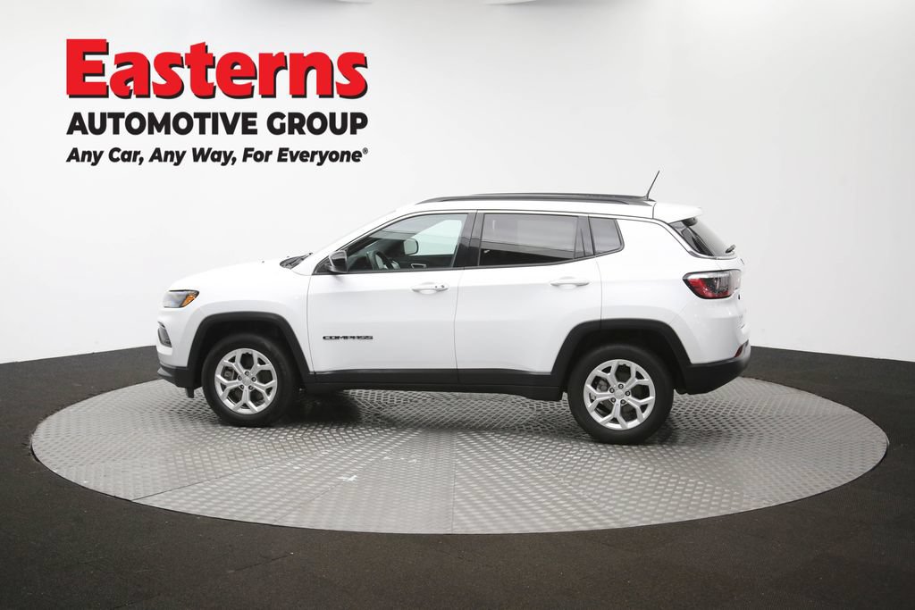Used 2024 Jeep Compass Latitude AWD/4WD image 59