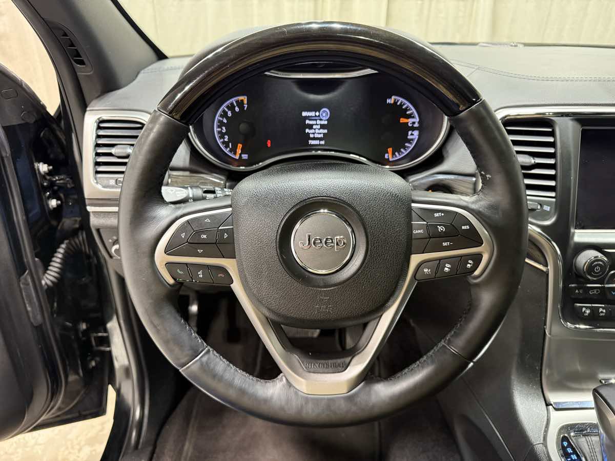 Used 2018 Jeep Grand Cherokee Overland image 12