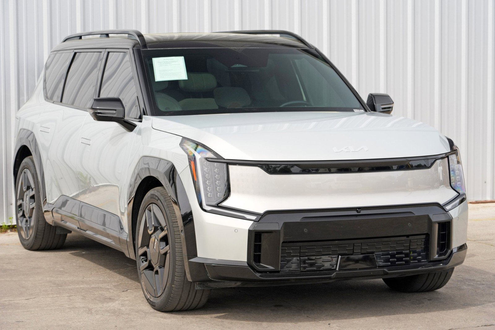 Used 2024 Kia EV9 GT-Line image 59