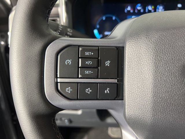 New 2026 Ford F350 Lariat w/ Black Appearance Package AWD/4WD image 17