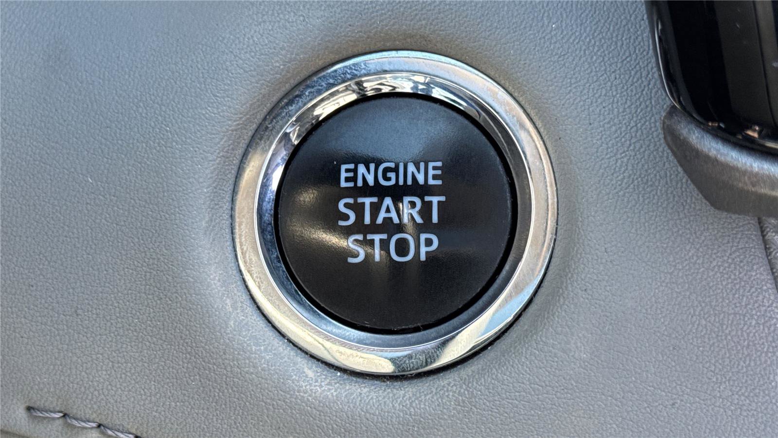 Used 2022 Toyota Highlander XLE image 31