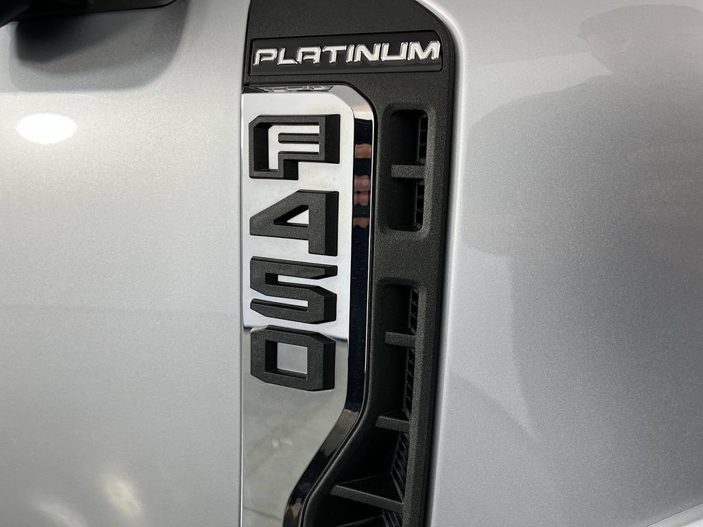 Used 2024 Ford F450 Platinum w/ FX4 Off-Road Package AWD/4WD image 41