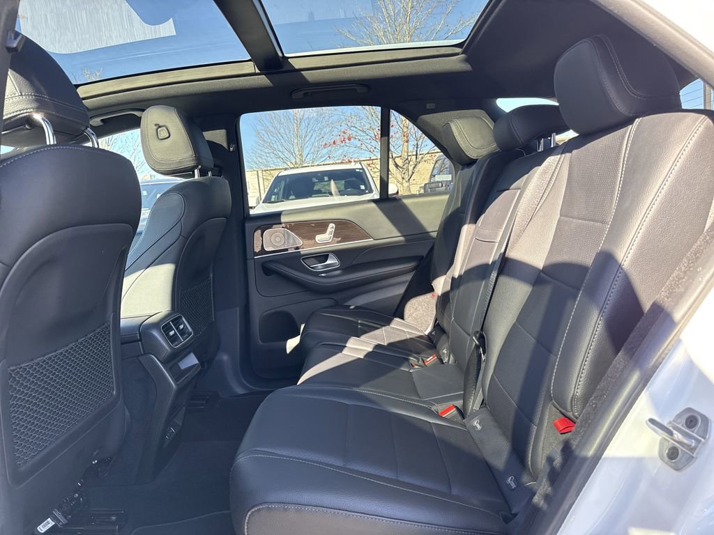 Used 2024 Mercedes-Benz GLE 350 4MATIC image 11