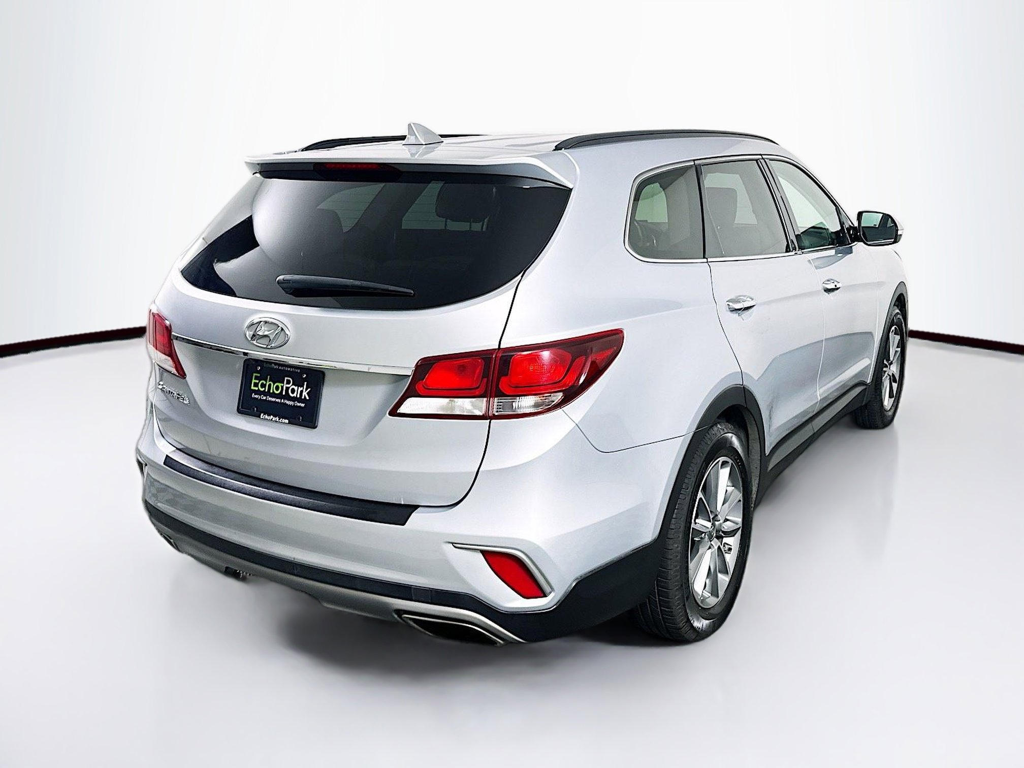 Used 2017 Hyundai Santa Fe SE w/ SE Premium Package 02 FWD image 9